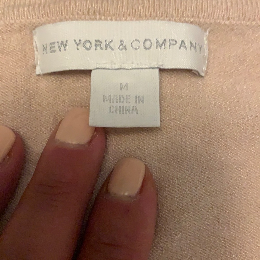 Soft pink/rose gold colored short sleeve cardigan-size M